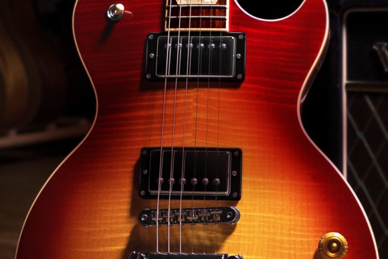 Native Instruments – Session Guitarist Electric Sunburst Deluxe (KONTAKT)
